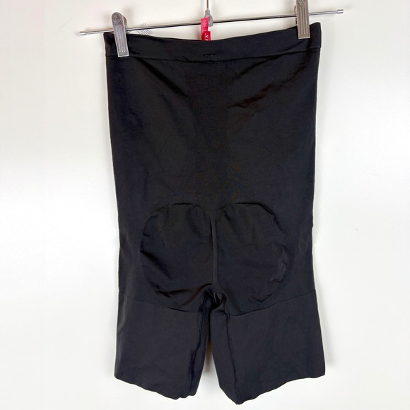 Spanx by Sara Blakely Black High Waisted Mid Thigh Shaper Shorts Size Large - Picture 5 of 7